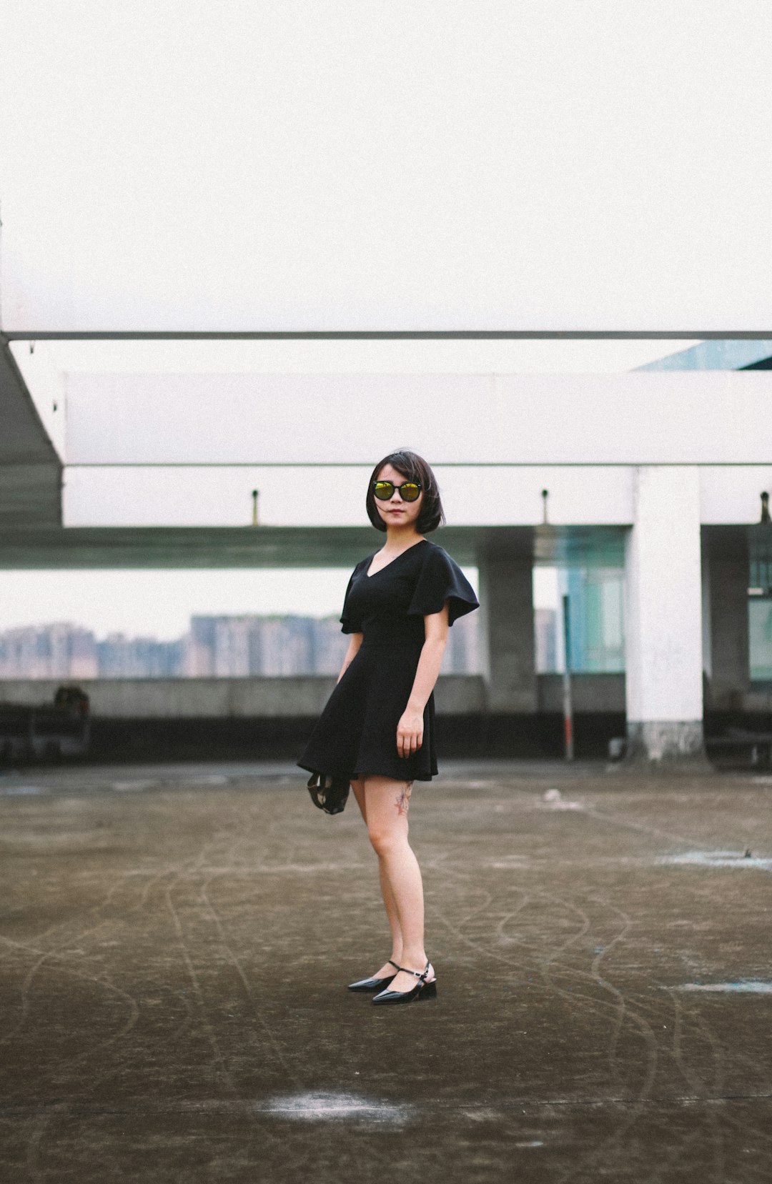 Vestido Coctel Negro Asimetrico